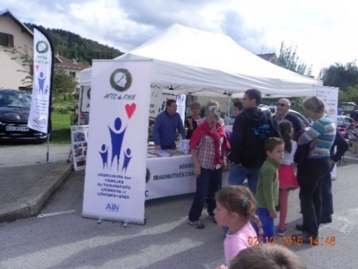 Stand au vide grenier de Saint Martin du Fresne